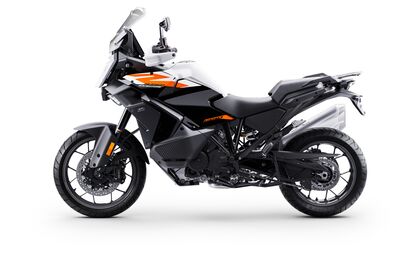 KTM ADVENTURE S EVO 2026 BLACK PONUKA AUTOSKOLA
